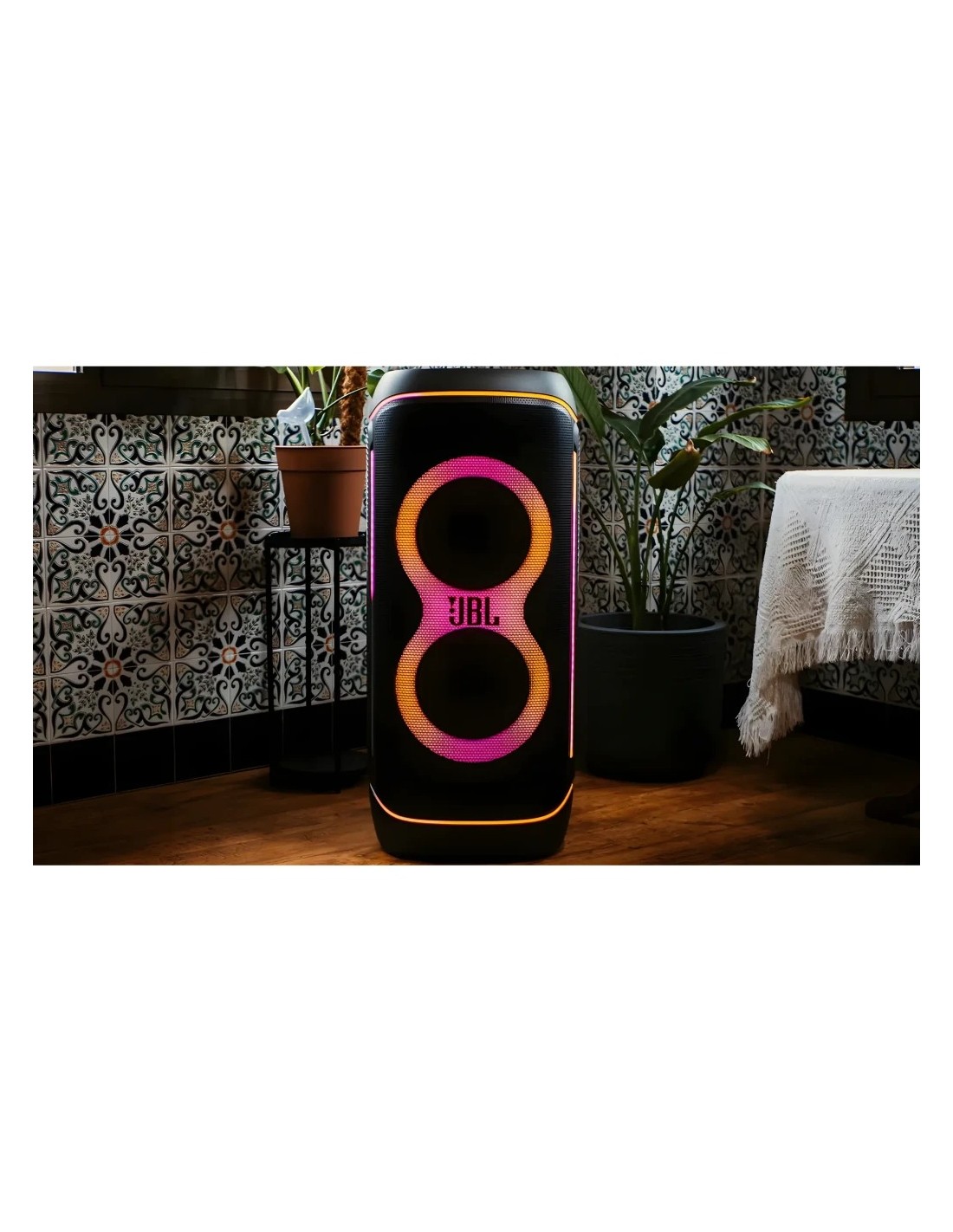 Altavoz de fiesta JBL PartyBox 720 en Logroño
