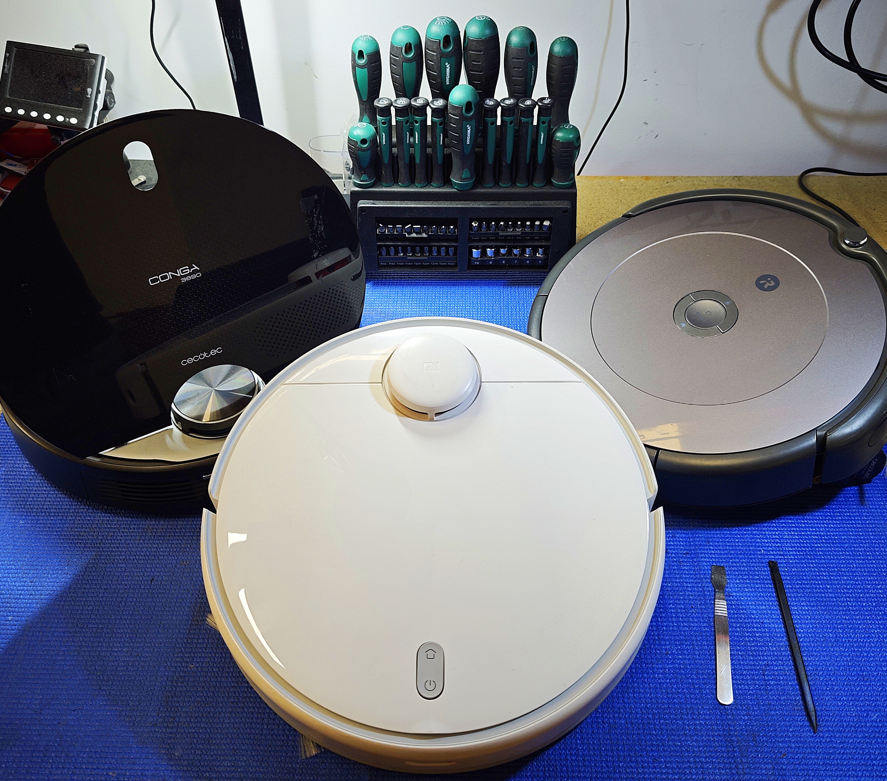 Xiaomi robot aspirador en base de carga